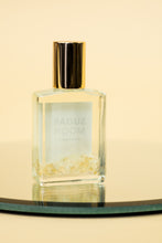 Load image into Gallery viewer, Olivine Atelier 13 Moons - Sugar Moon Perfume
